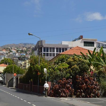 Top Floor With Balcony In Funchal 외부 사진