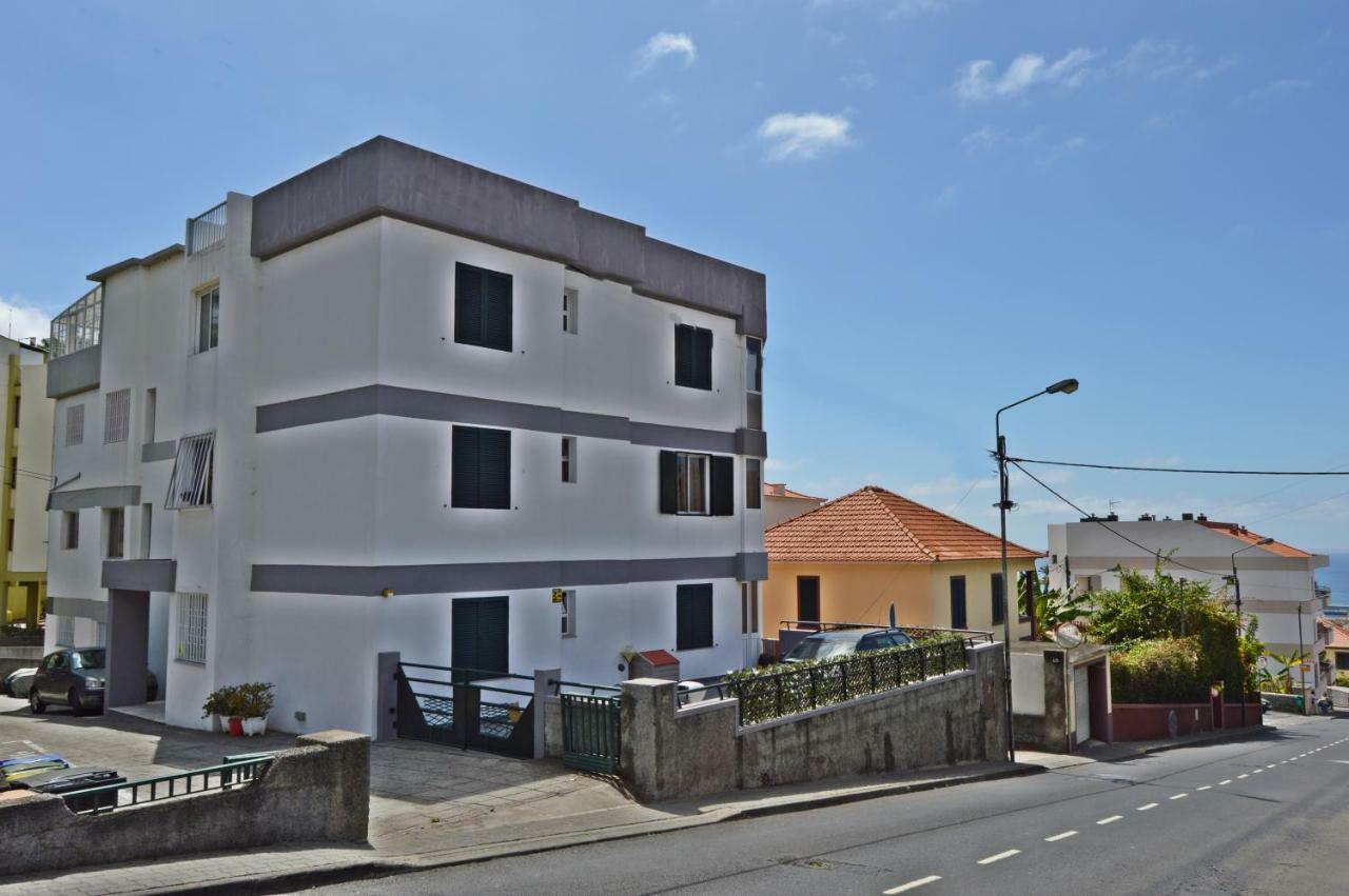 Top Floor With Balcony In Funchal 외부 사진