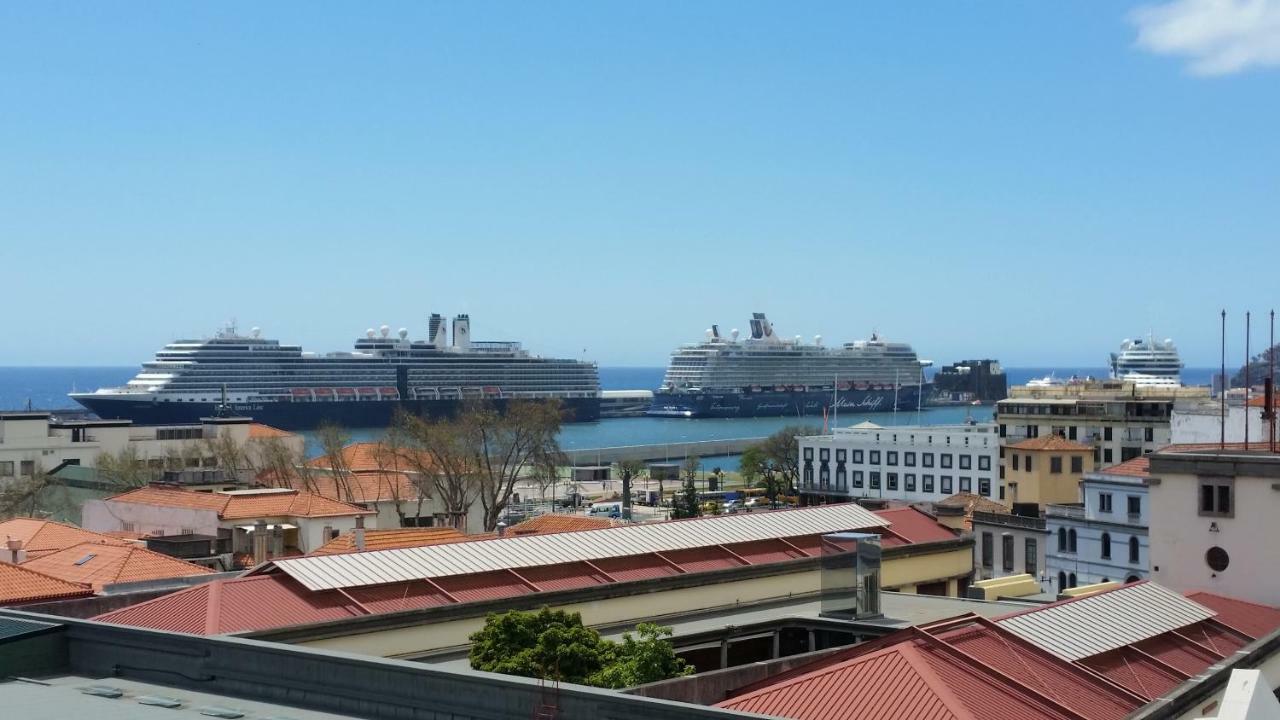 Top Floor With Balcony In Funchal 외부 사진
